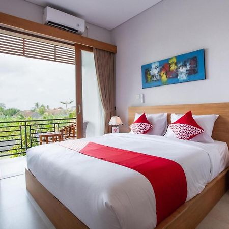 Oyo 1207 Pondok 789 Near Canggu Echo Beach Kültér fotó