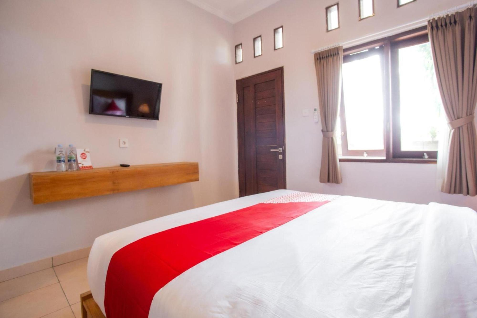 Oyo 1207 Pondok 789 Near Canggu Echo Beach Kültér fotó